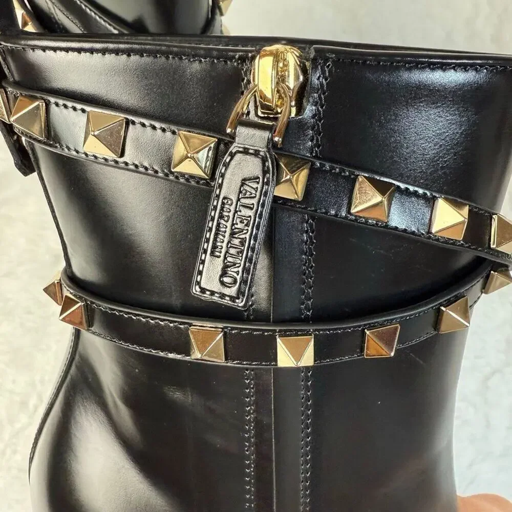 Valentino Garavani Rockstud Calfskin Western Ankle Booties